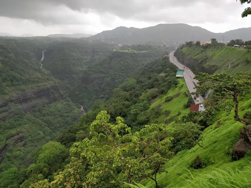 Navi Mumbai to Rajmachi Fort Cab